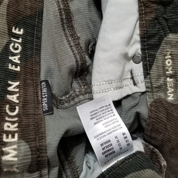 American Eagle pants 22 Mom Jean corduroy camo army print super stretch ribbed - Picture 12 of 14